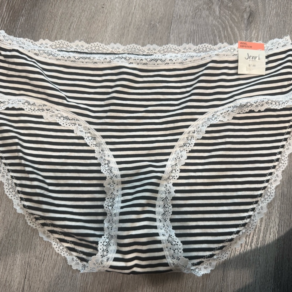 🖤 NWT Jenni Black & White Striped Hipster Panties - Size XXXL